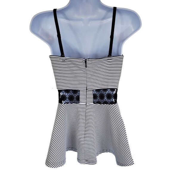 Striped peplum blouse with sweetheart neckline by Papaya / Women's Small - Picture 5 of 8